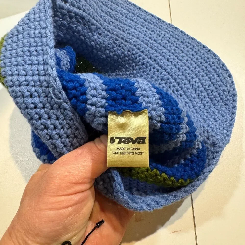 Teva striped crocheted